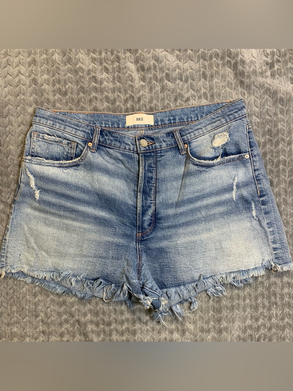 BKE Women's Light Blue Frayed Hem Denim Shorts
